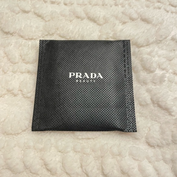Prada Charm Set - Picture 3 of 4
